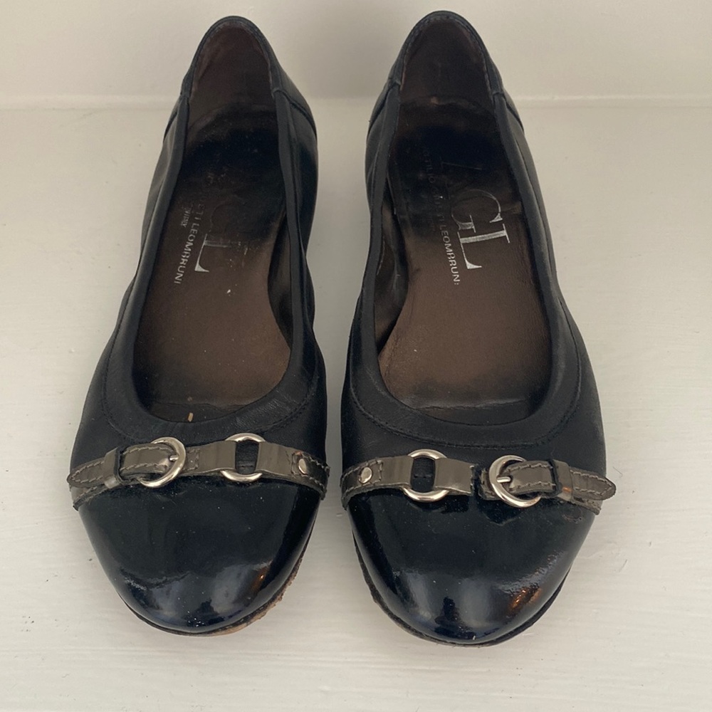 AGL flats